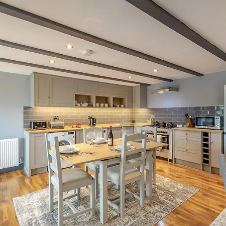 2 Bed In Otley Oc-96431 Lodge *